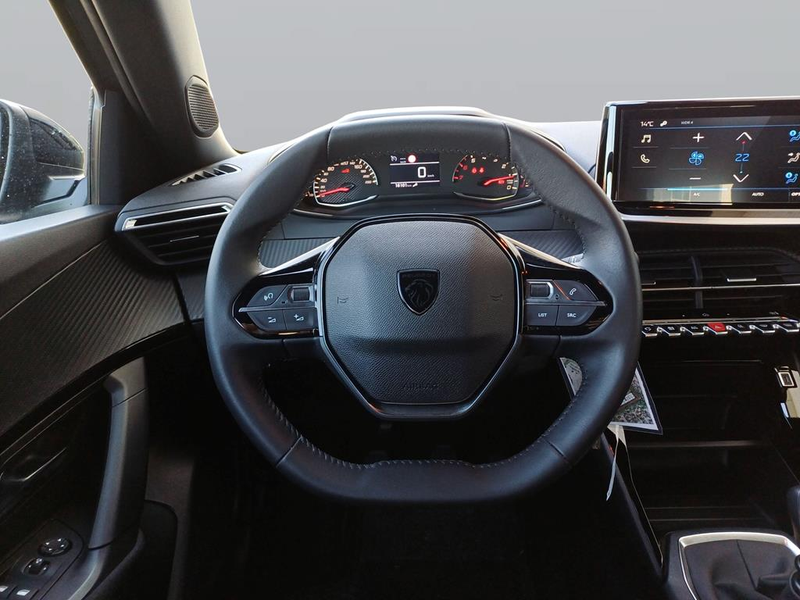 Peugeot 2008 Active LED PDC GJR APPLE ANDROID — photo 12