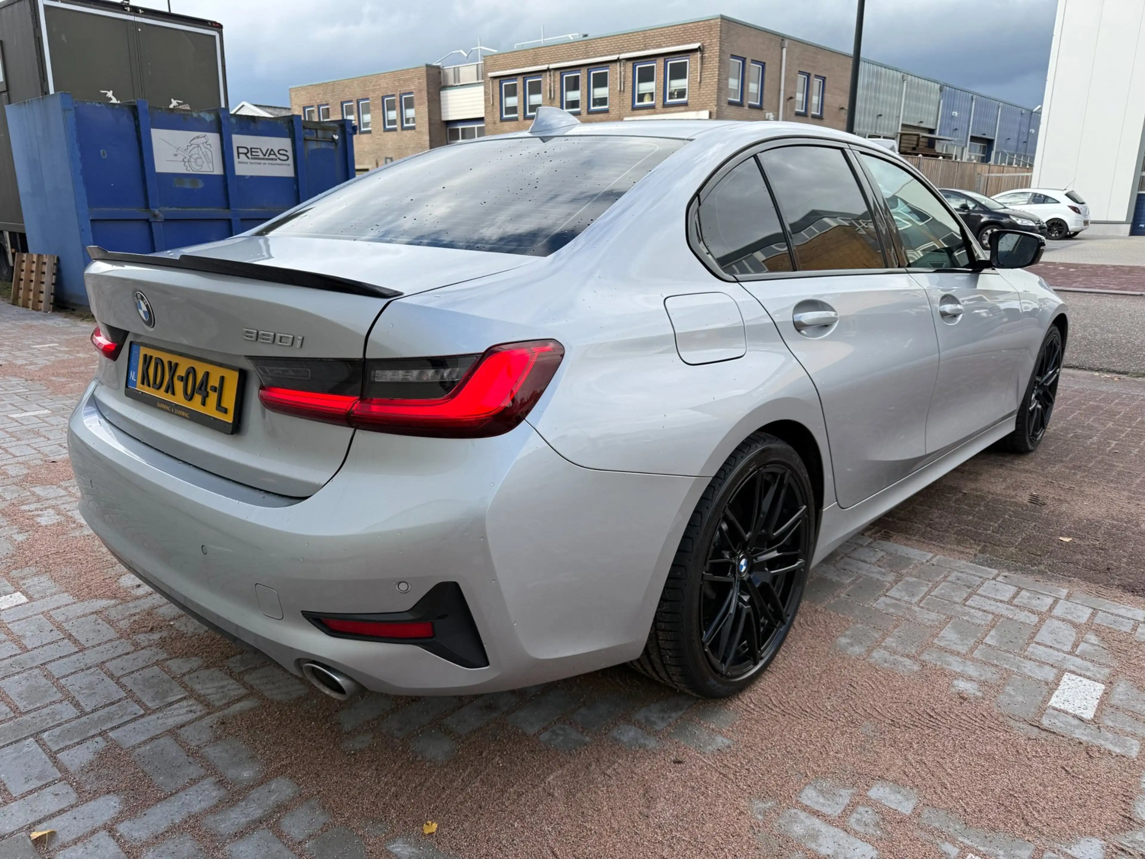 BMW 330 3-serie 330i High Executive |NIEUW APK|LUXE UITV|1 — photo 5