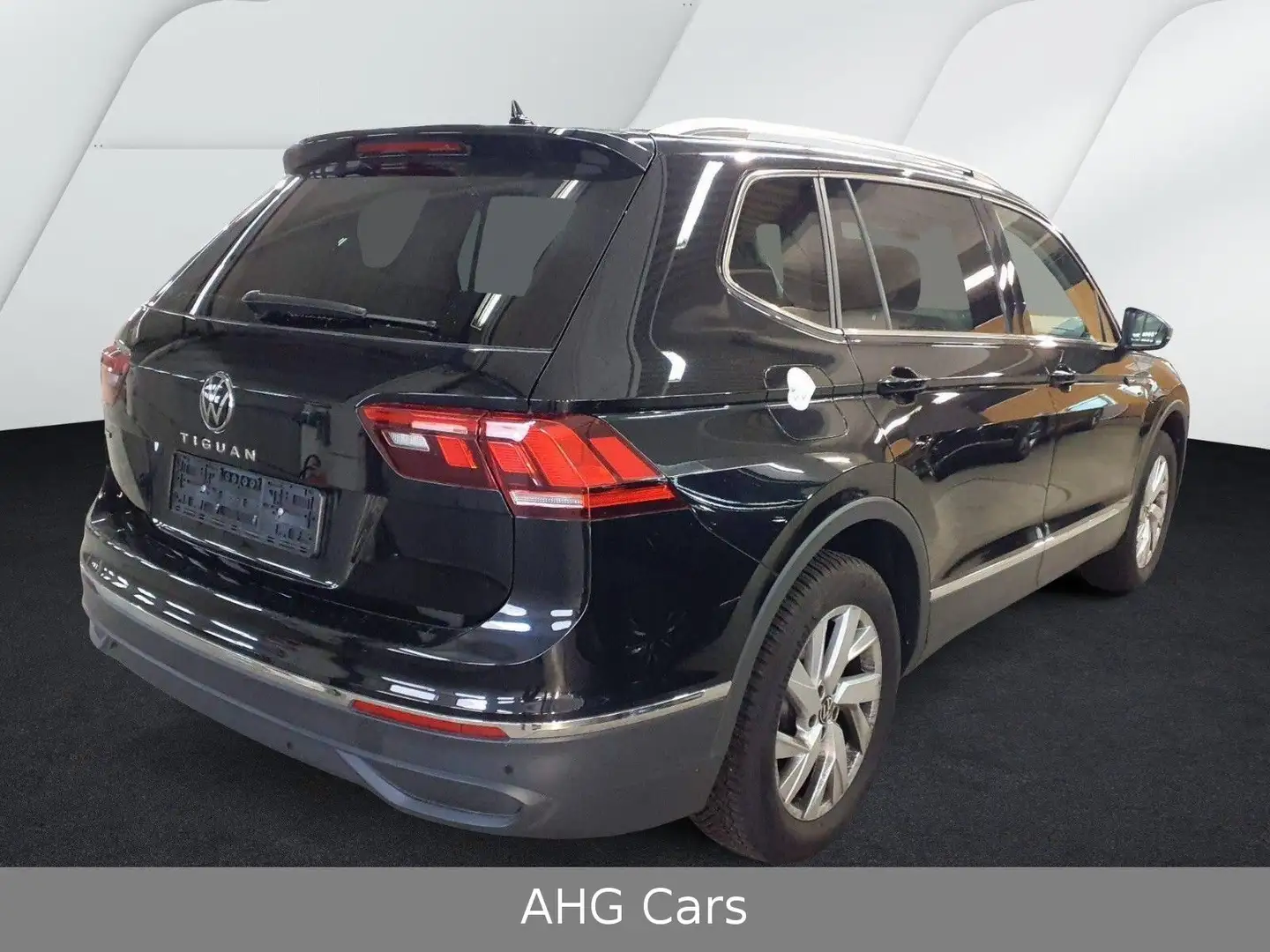 Volkswagen Tiguan Allspace Tiguan 2,0TDI DSG 7 Sitze*NAVI*LED*R-CAMARA*AHK* Schwarz - 2