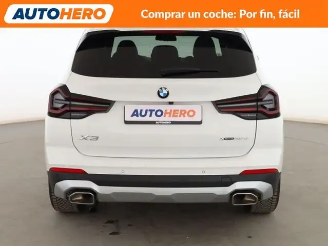 BMW X3 view 5