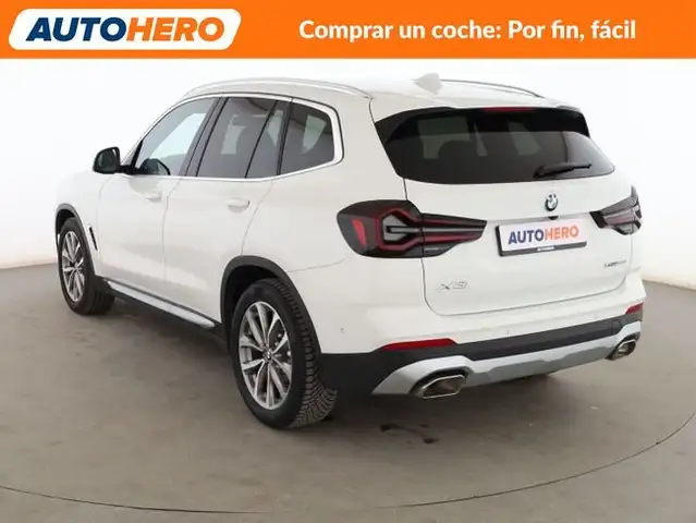 BMW X3 view 4