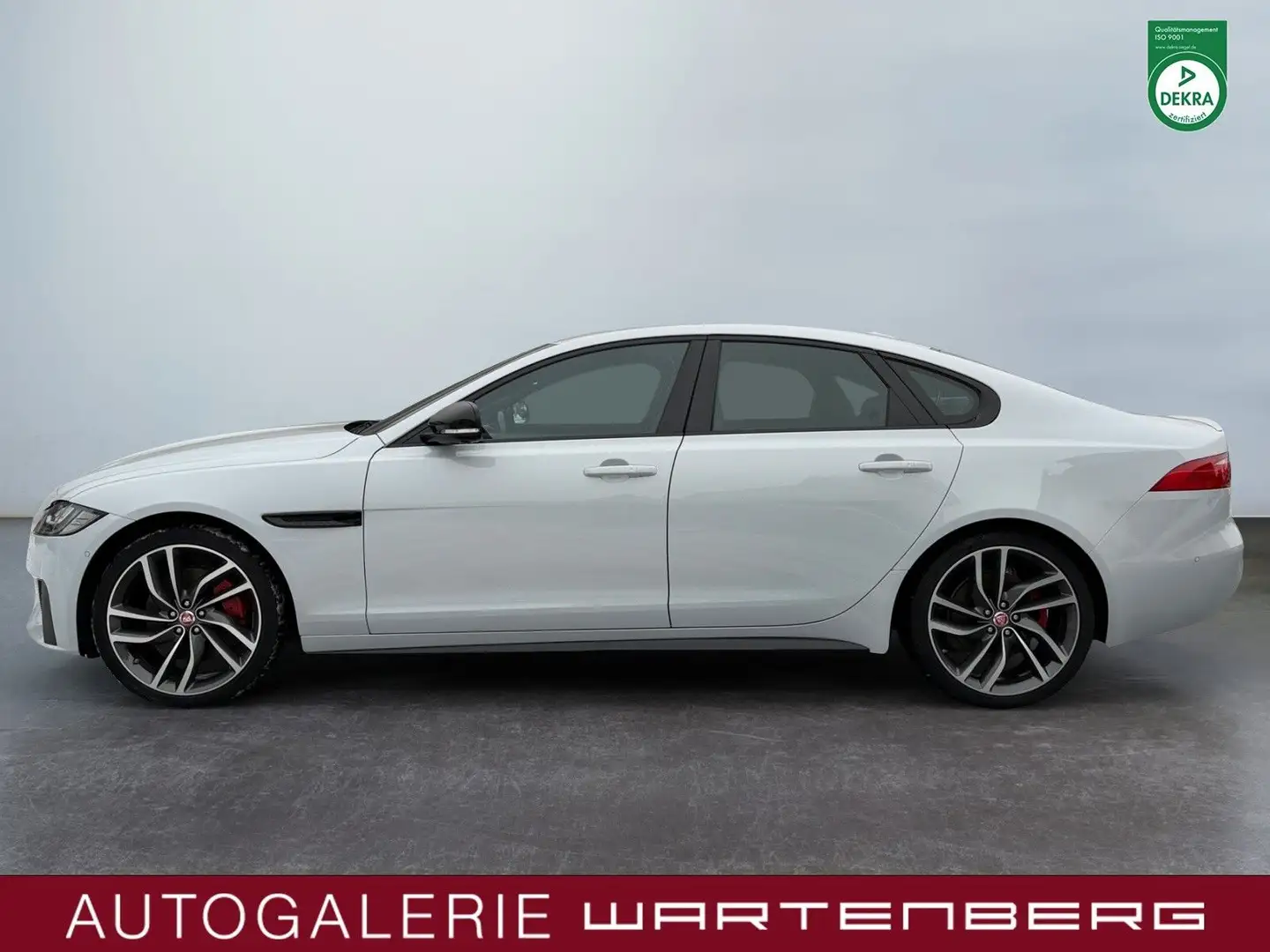 Jaguar XF S AWD/ALCANTARA/SOFT/360°CAM/LED/AHK/MERIDIAN Blanc - 2