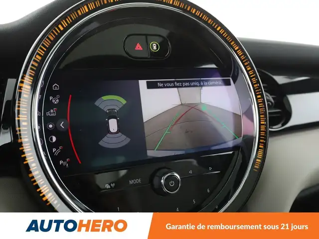 Mini Hatch view 21