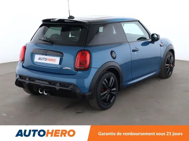 Mini Hatch view 6