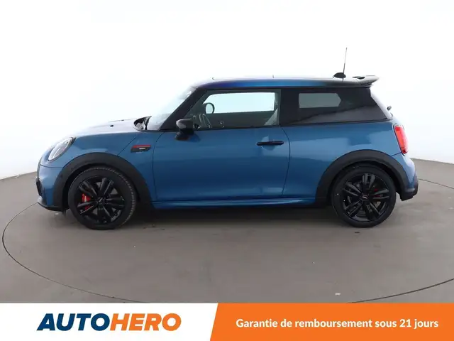 Mini Hatch view 3