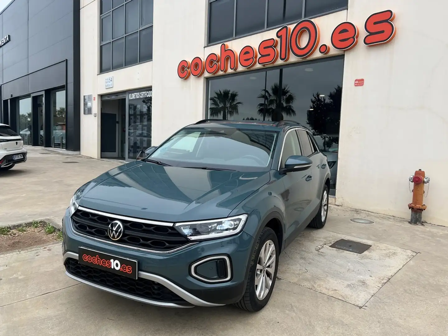 Volkswagen T-Roc 1.5 TSI Dark 110KW Gris - 1
