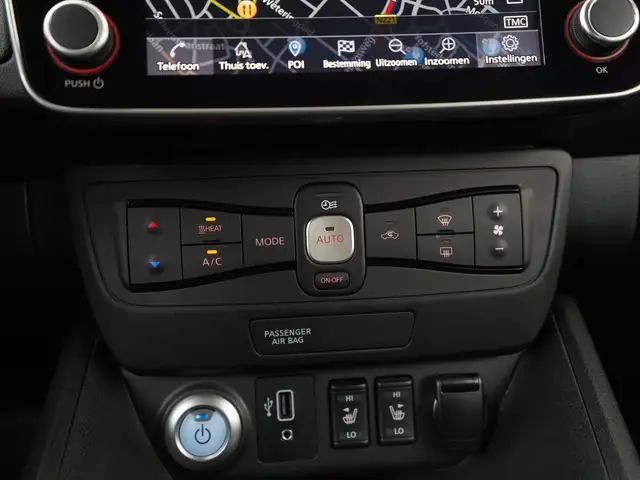Nissan Leaf view 13