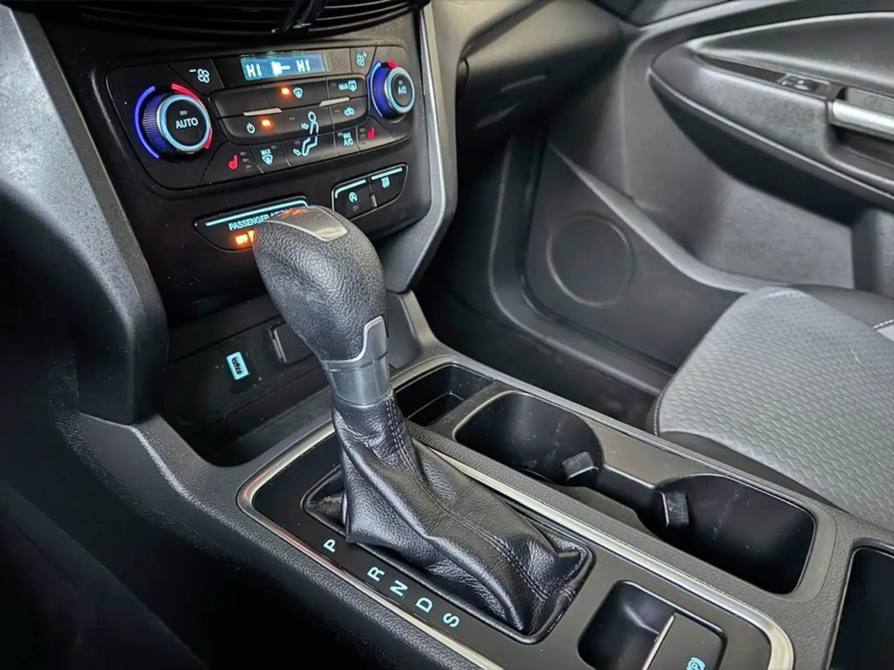 Ford Escape fotografie Ford Escape