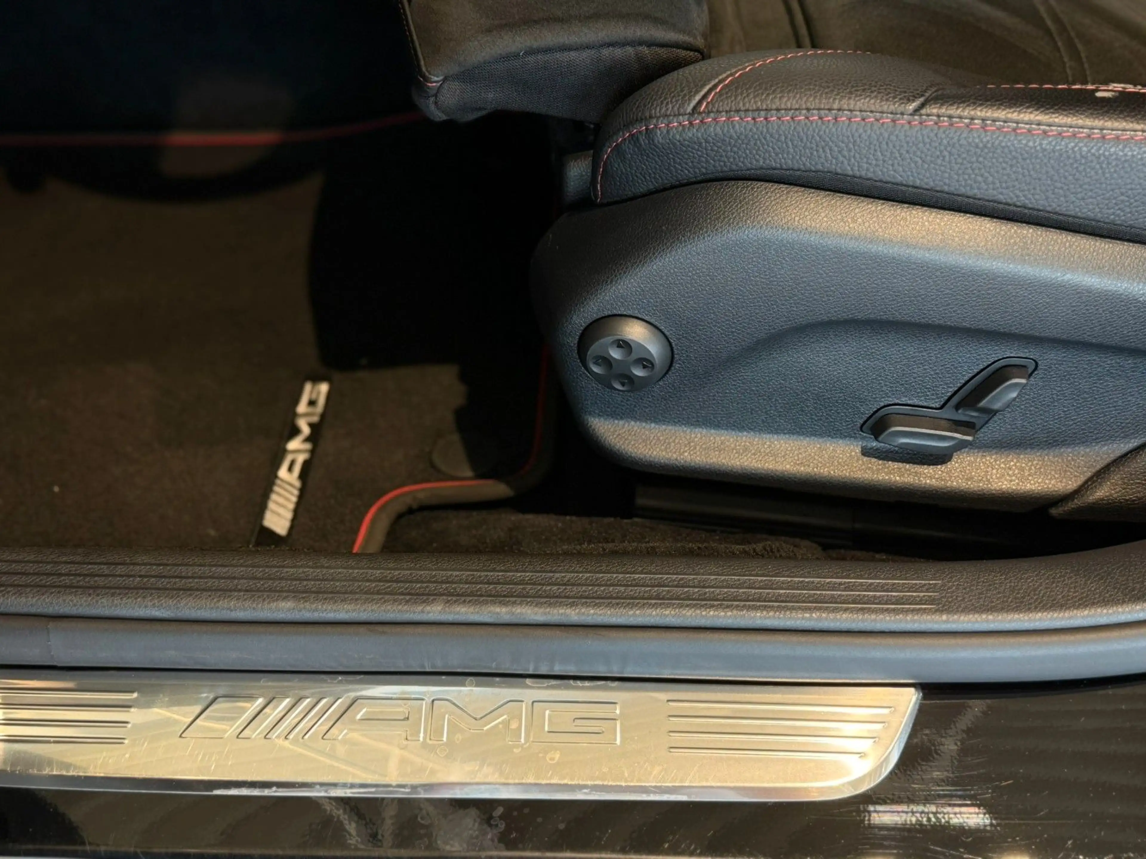 Mercedes-Benz C 43 AMG C43 AMG T-Modell 4Matic*Burmester*360°* — photo 13