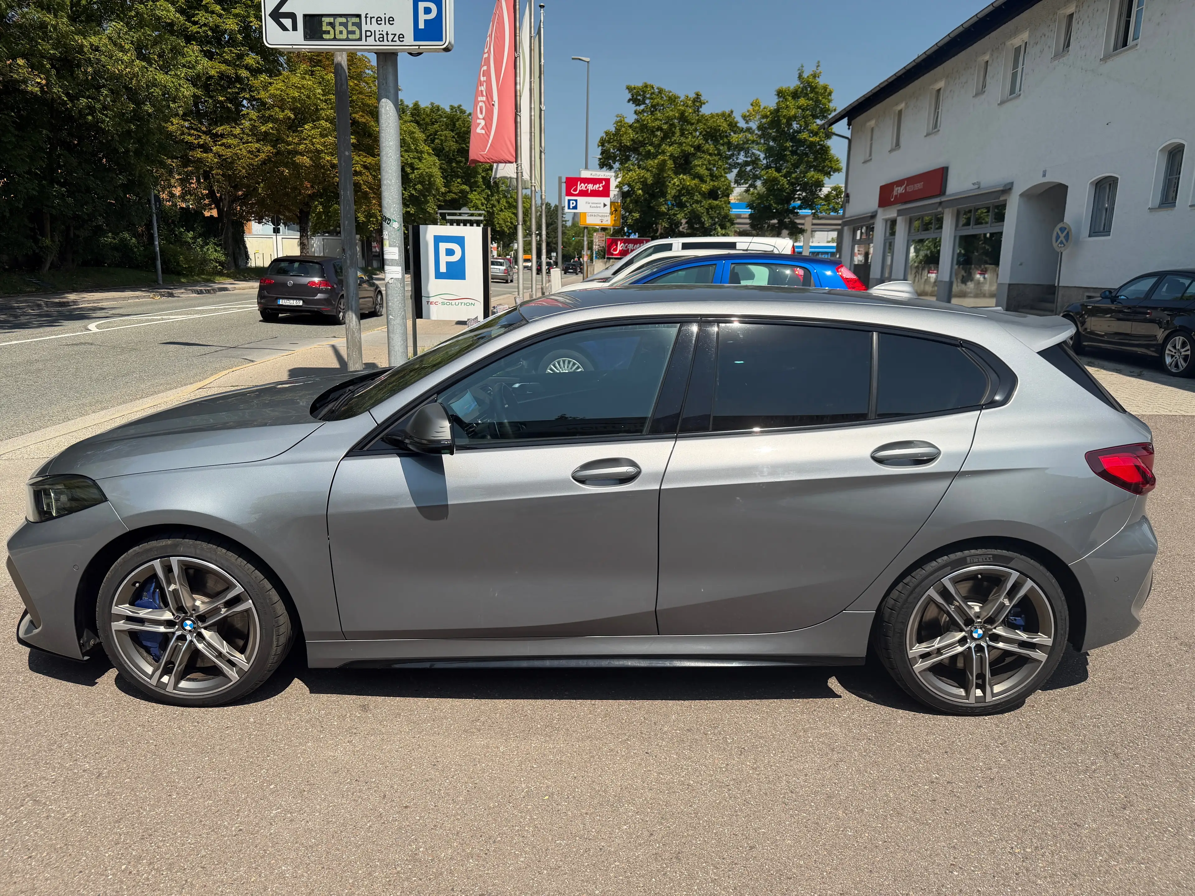 BMW 135 M135 i xDrive — photo 5