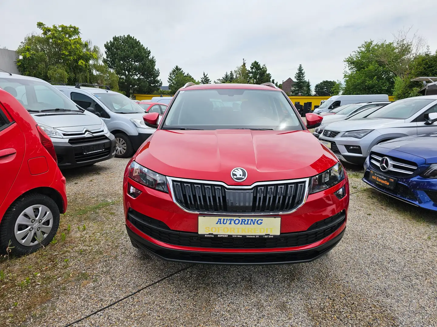 Skoda Karoq 2,0 TDI Style 125 DSG Aut. Rot - 2