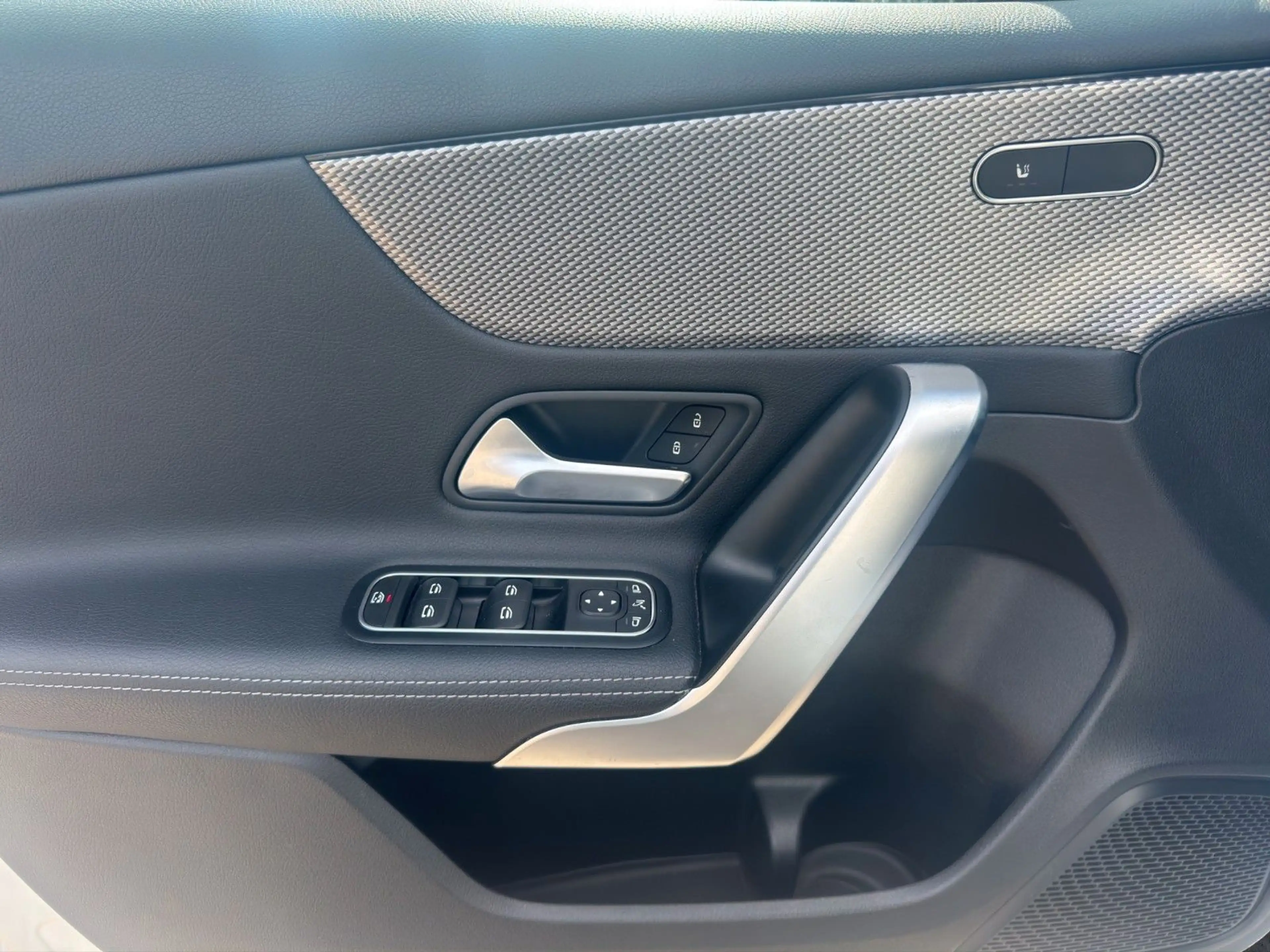 Mercedes-Benz A 220 d Automatik — photo 15