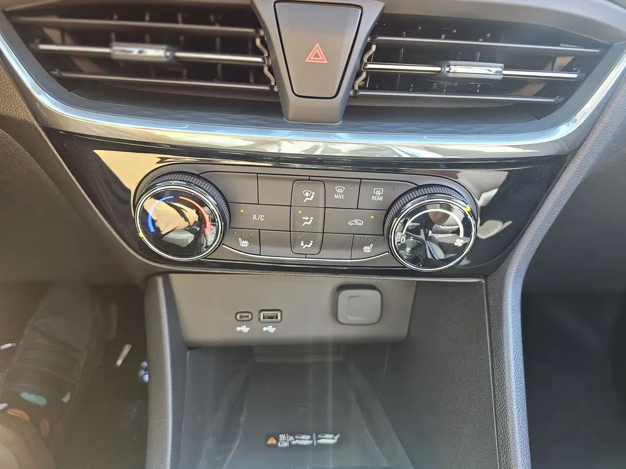 Buick Encore снимка Buick Encore