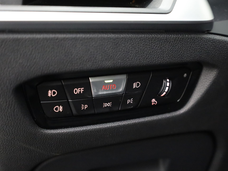 BMW 320 3-serie Touring 320i High Executive Edition | 20'' — photo 36
