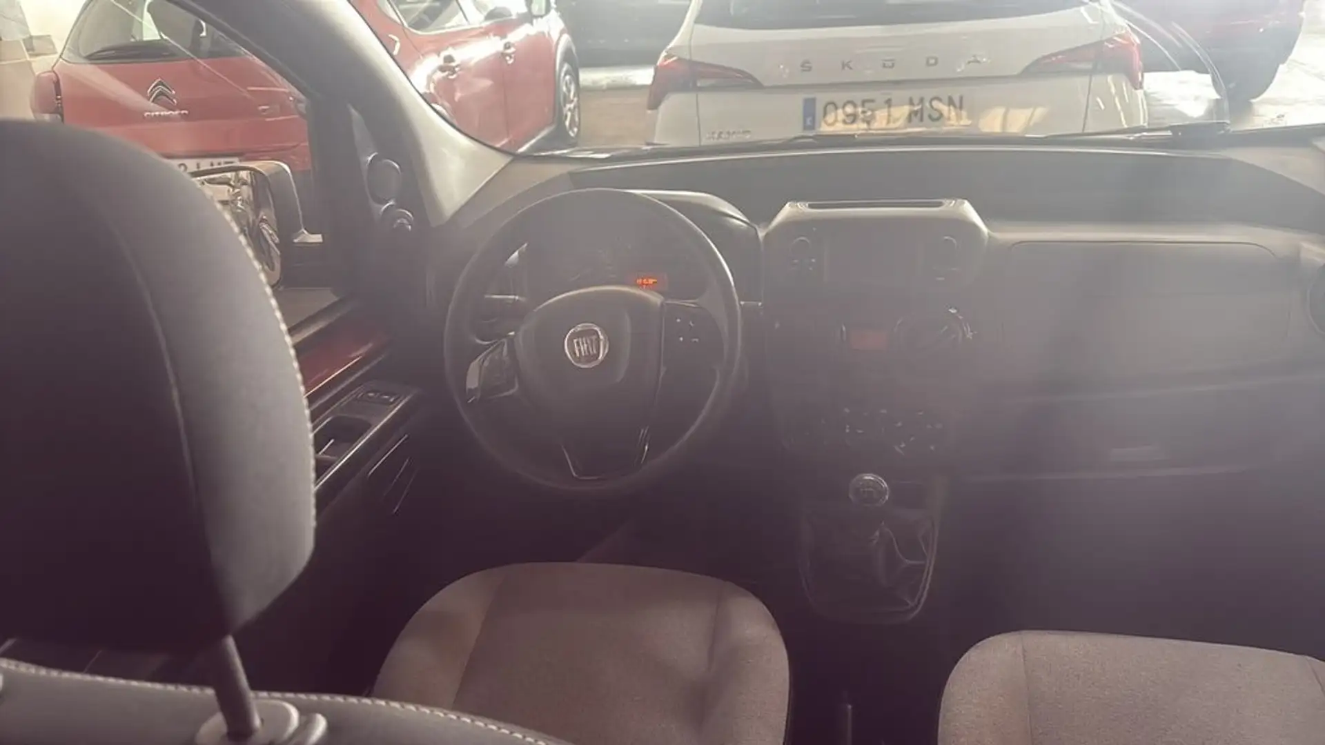 Fiat Qubo Berlina 77cv Manual de 5 Puertas Rojo - 2