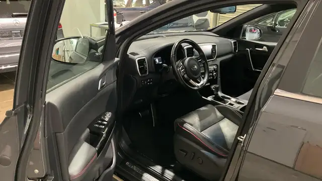 Kia Sportage view 8