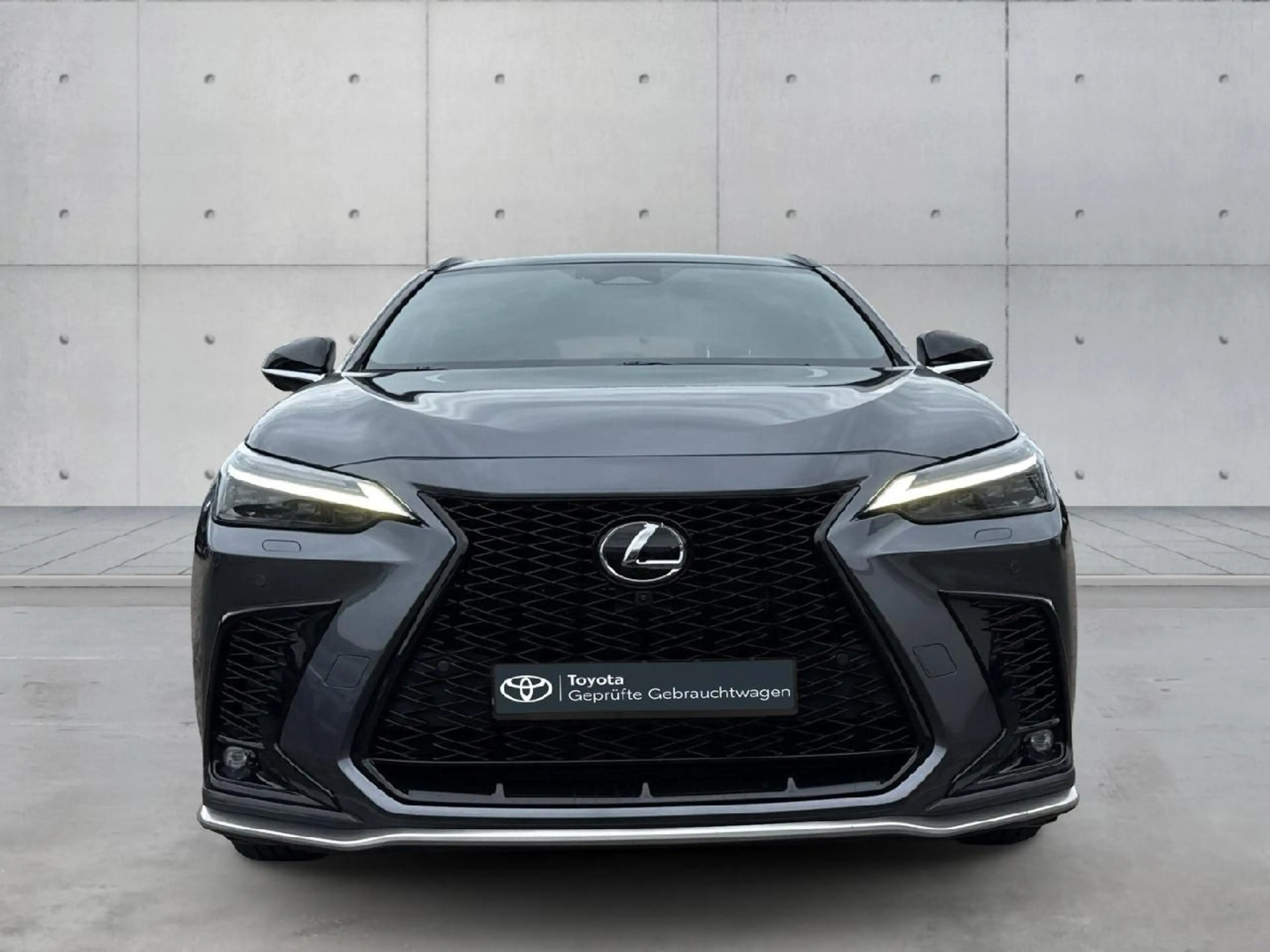 Lexus NX 450h+ 450 h+ E-Four — photo 2