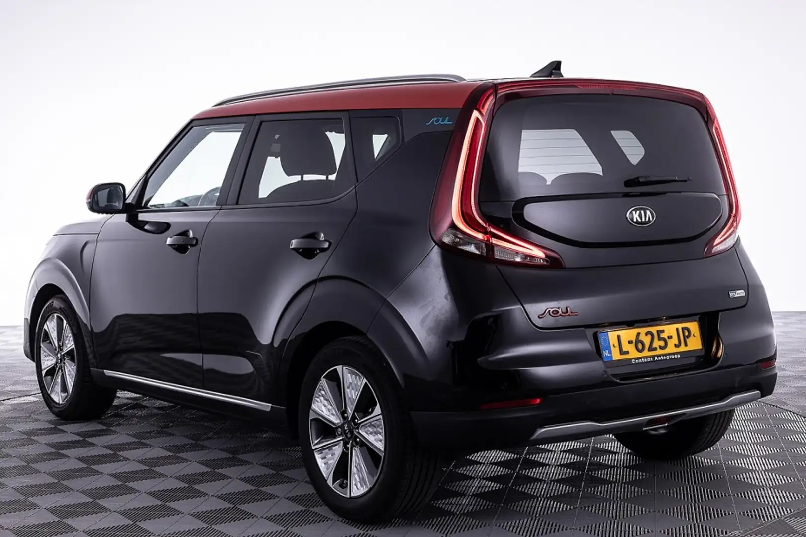 Kia Soul e-Soul DynamicLine 64 kWh | SOH 100% ✅ 1e Eigenaar Negro - 2