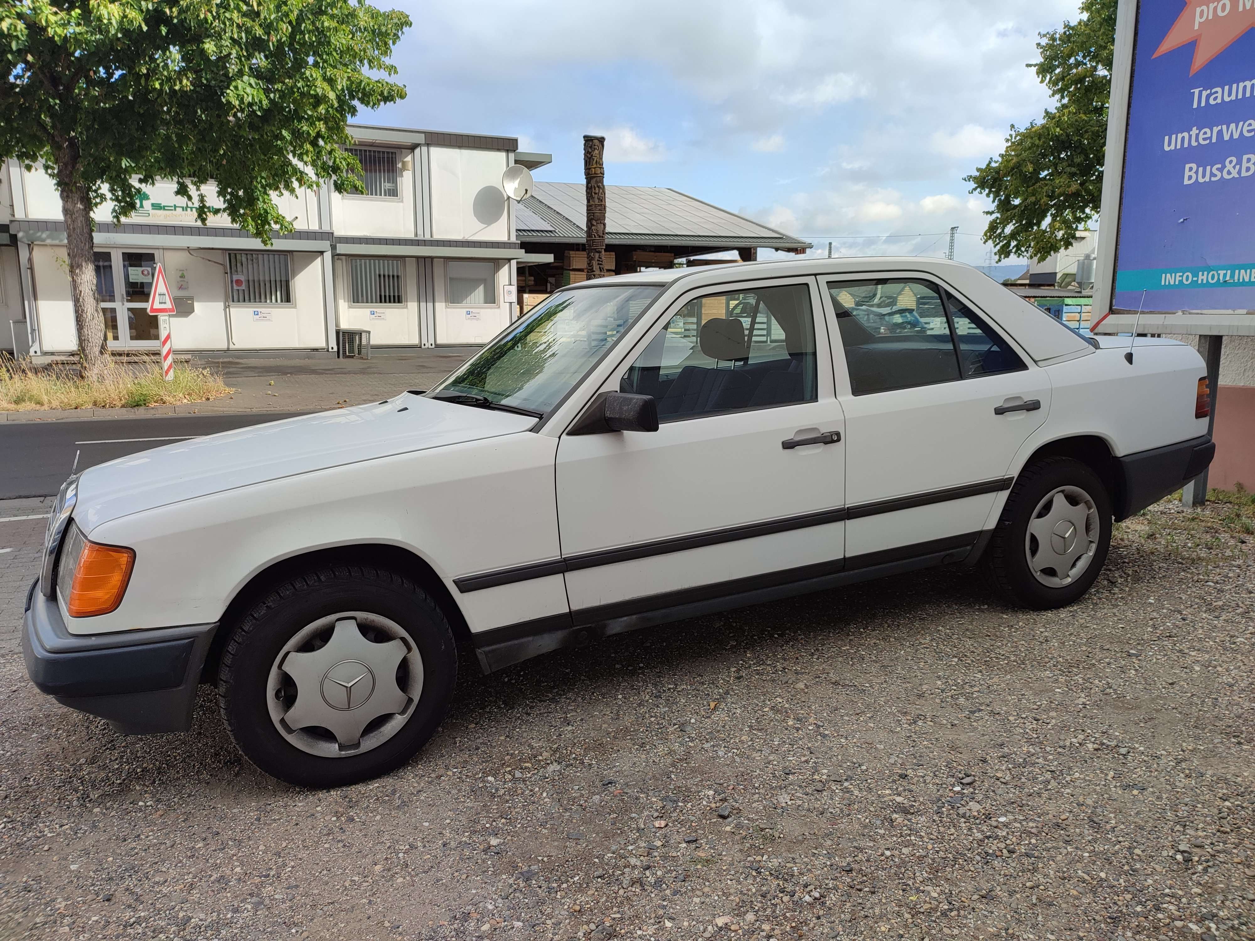 Second hand Mercedes Benz 250 