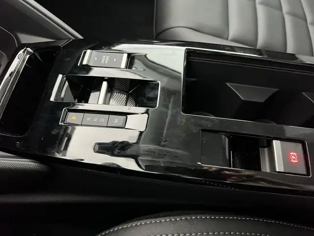 Citroen C4 view 13