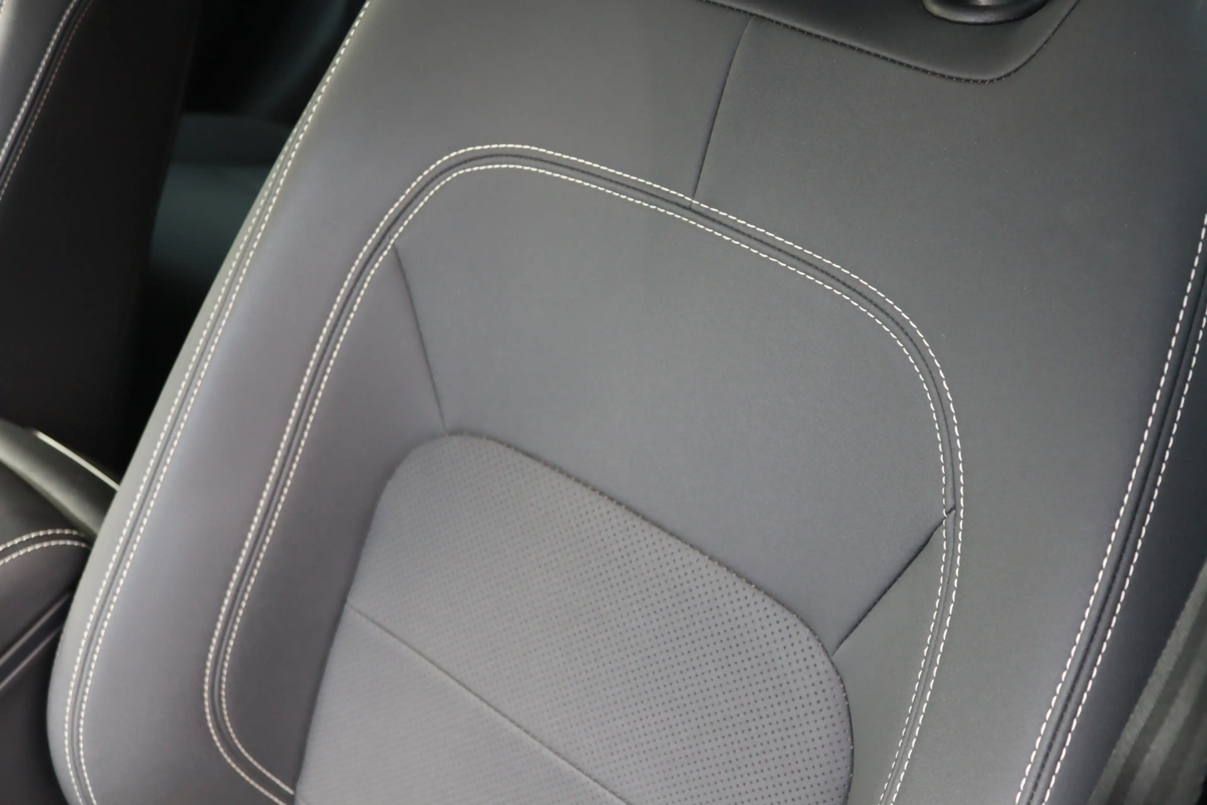 Jaguar I-Pace EV320 S Business Pack 90 kWh LED/Leder/360/Meridia — photo 28