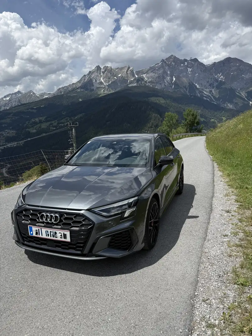 Audi A3 .45 Tfsie S-line - 2