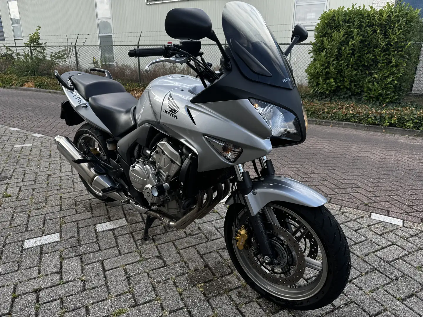 Honda CBF 600 honda CBF 600 - 2