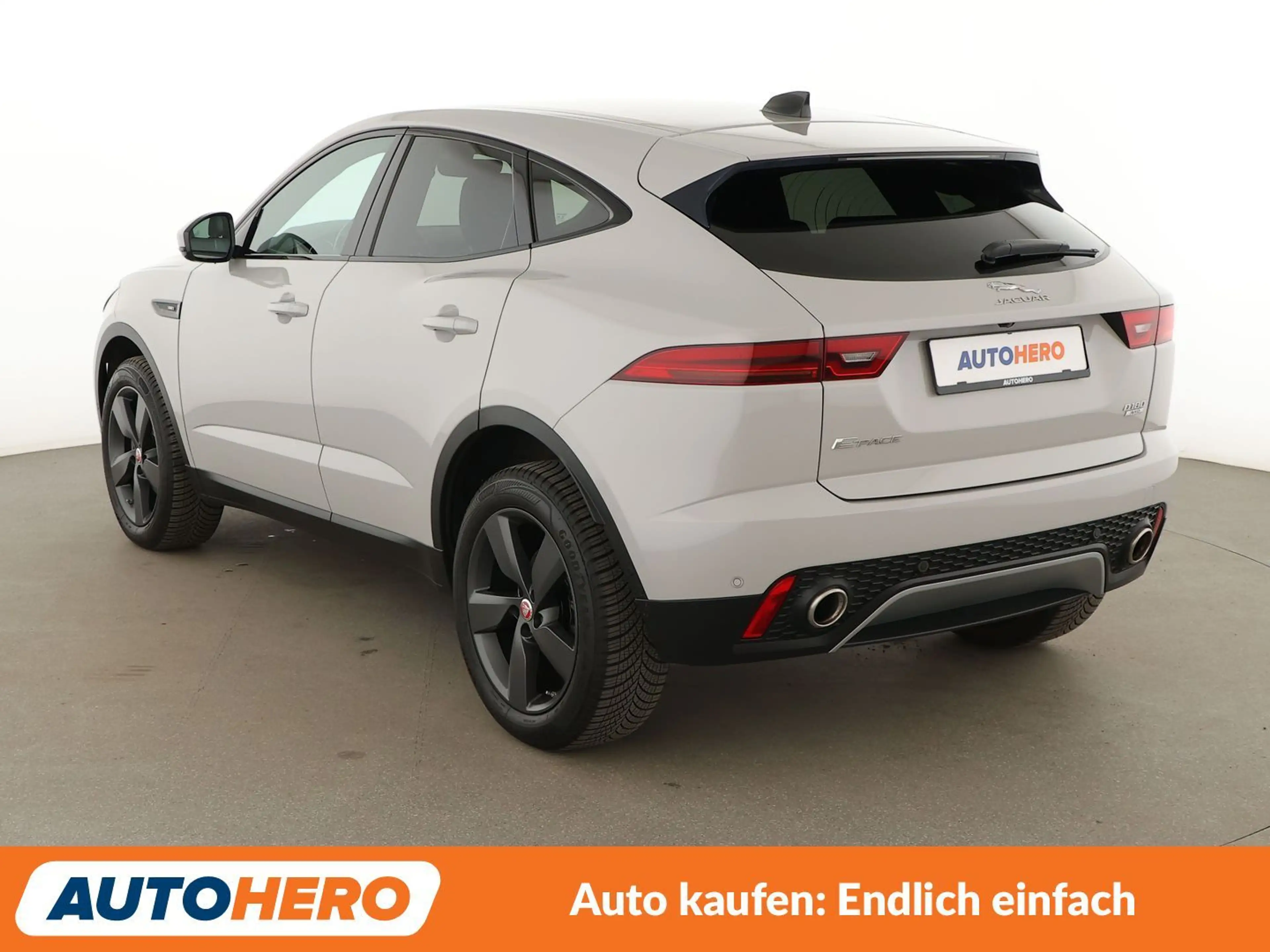 Jaguar E-Pace D180 SE AWD Aut.*NAVI*CAM*LED*ACC*SHZ*LHZ* — photo 4