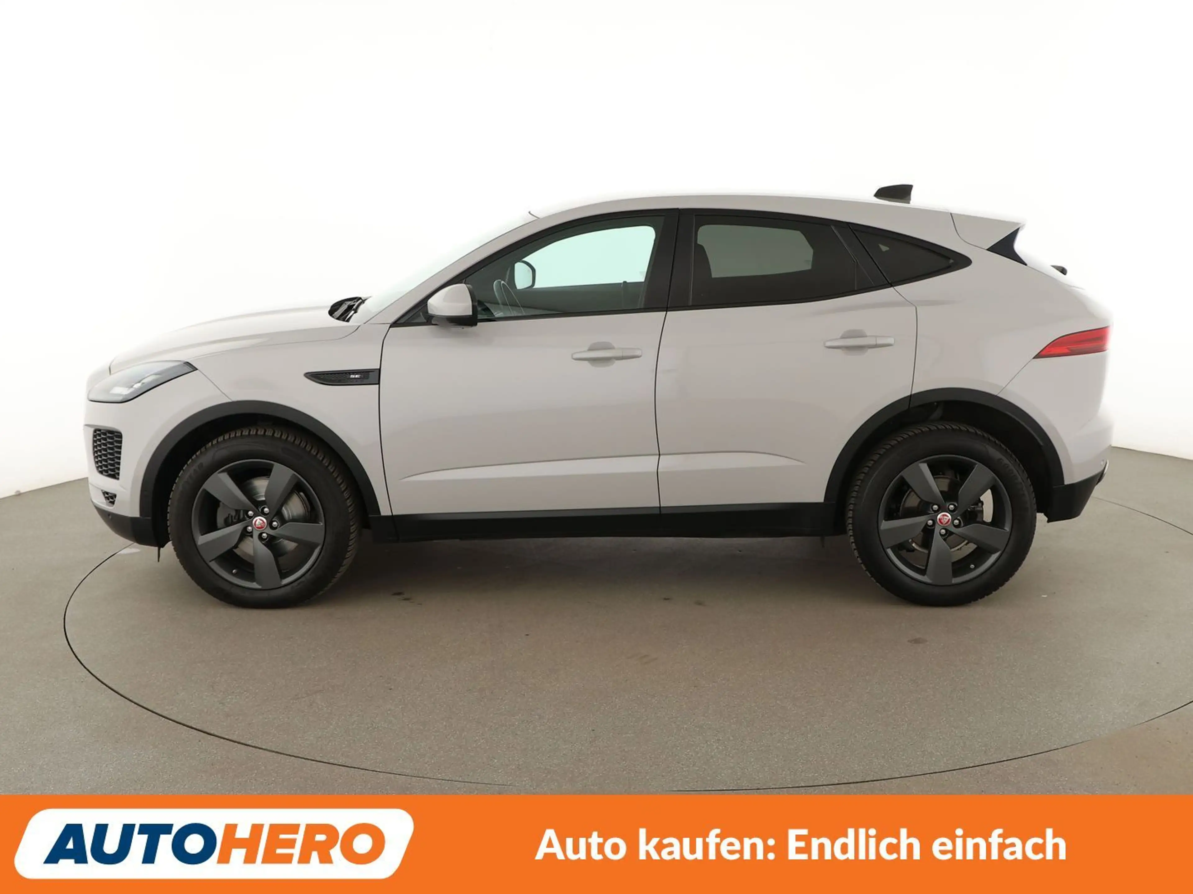 Jaguar E-Pace D180 SE AWD Aut.*NAVI*CAM*LED*ACC*SHZ*LHZ* — photo 3
