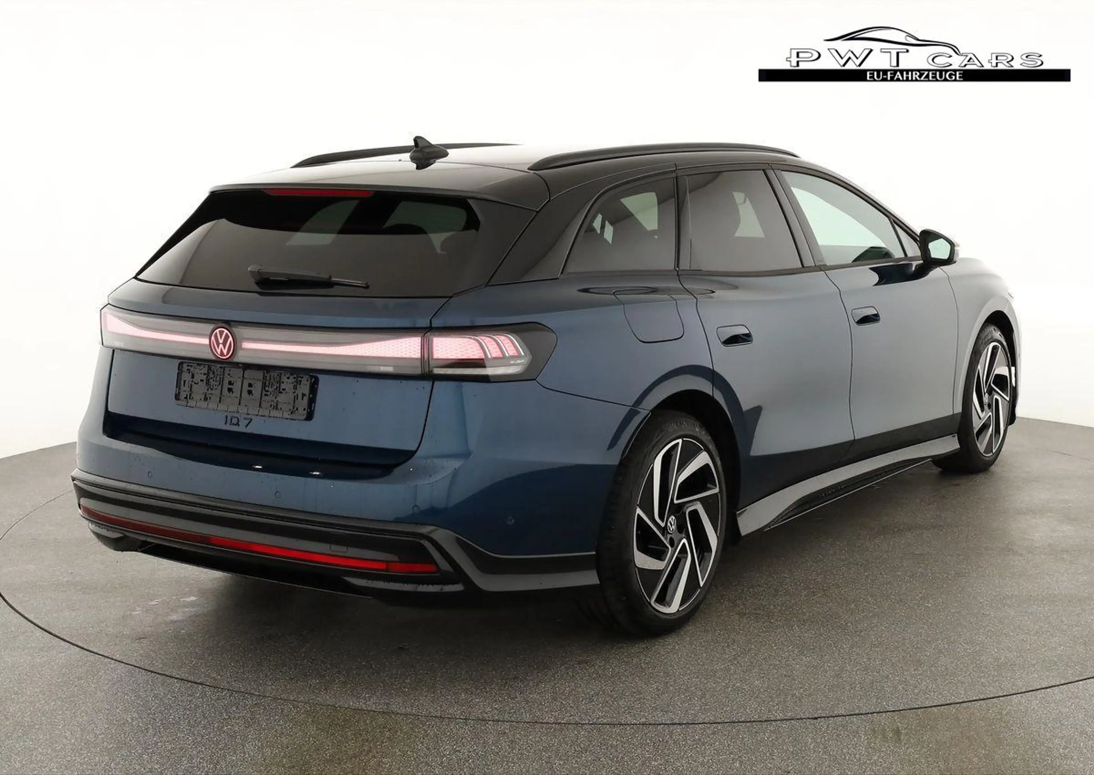 Volkswagen ID.7 Kombi Pro 210 kW Tourer Black, AHK, HuD, IQ.Lig... — photo 2