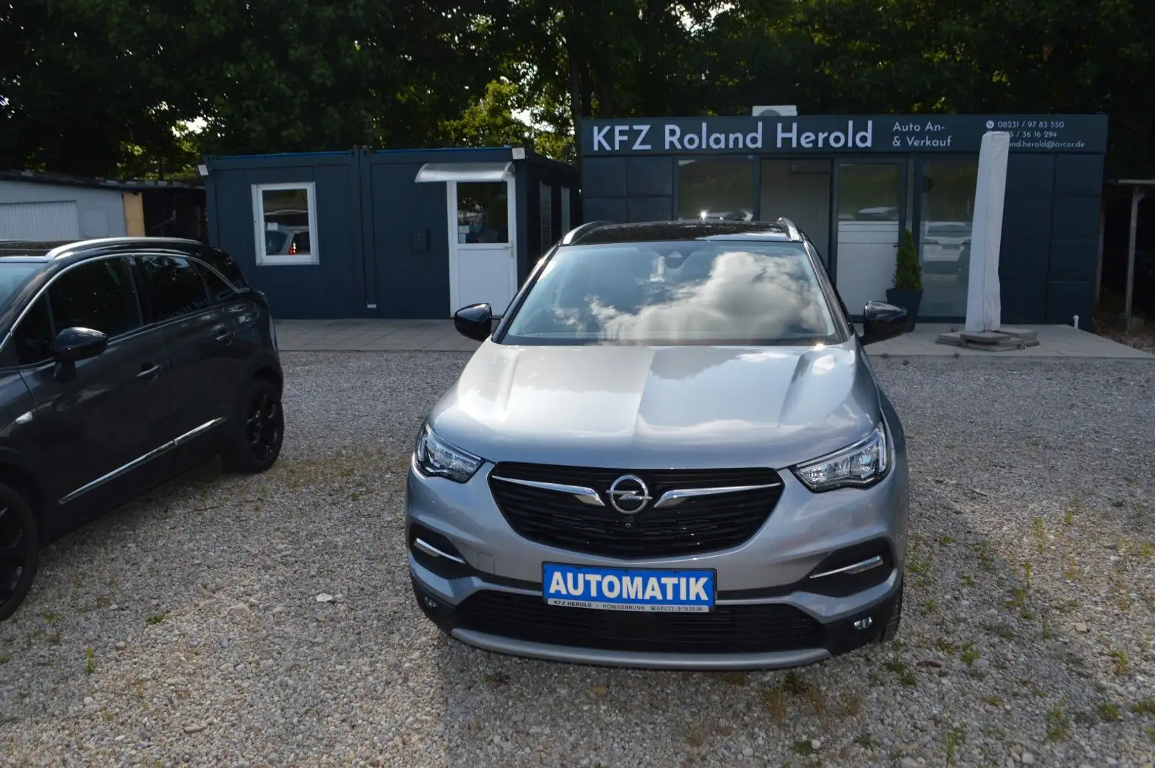 Opel Grandland Elegance Grau - 2