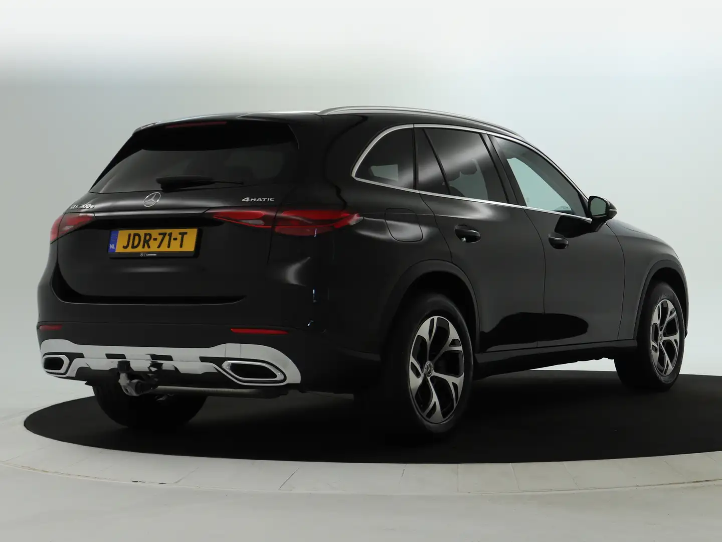 Mercedes-Benz GLC 300 e 4MATIC Plug-In Hybride | Trekhaak | Stuur en sto Noir - 2