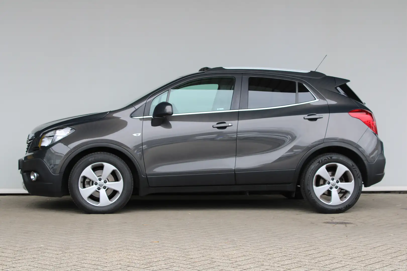 Opel Mokka 1.4 T Innovation | Achteruitrijcamera | Comfortsto Grijs - 2
