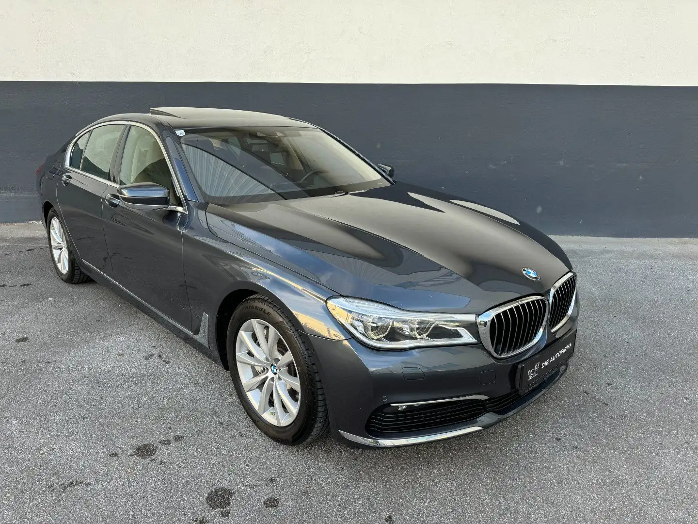 BMW 730 7er - 730 d xDrive Grau - 1