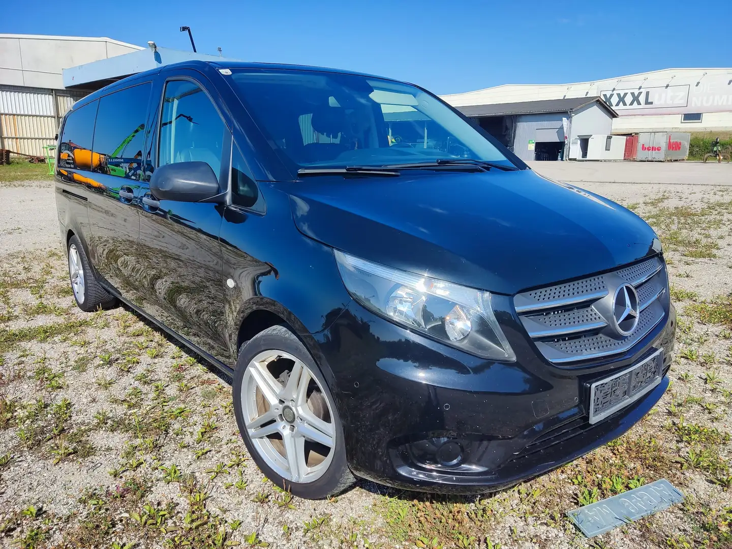 Mercedes-Benz Vito Vito Tourer Pro 114 CDI extralang Aut. Tourer Pro Schwarz - 1