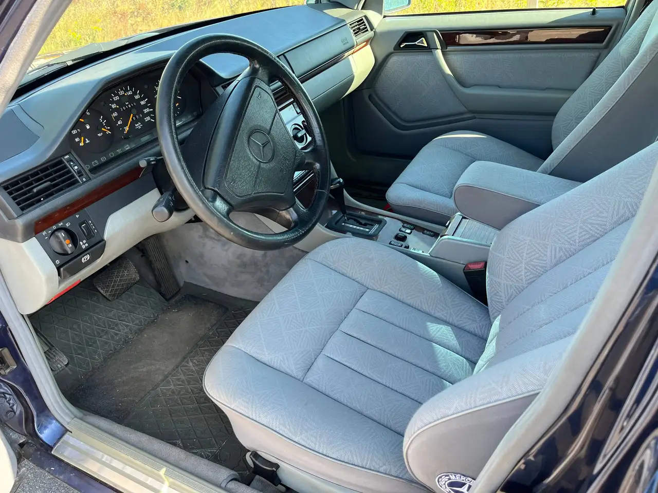 Mercedes-Benz E 300 300 D Kombi Autom. orig. 201 Tkm! Klima SSD ASD AHK Temp. Alu 3. Hd. TOP!, foto 10