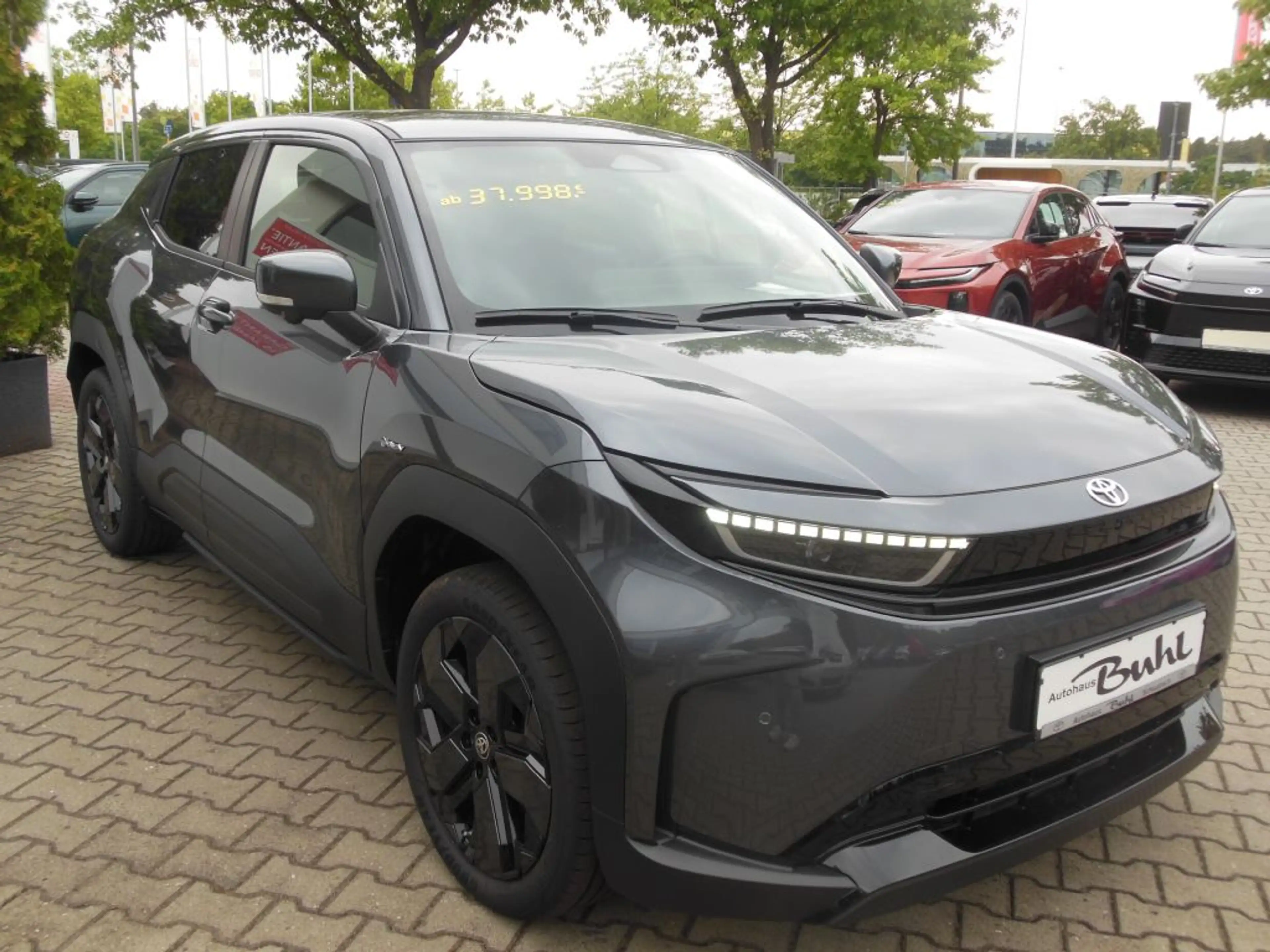 Toyota Urban Cruiser 61kWh Lounge  *förderfähig *sofort Verfügbar* — photo 6