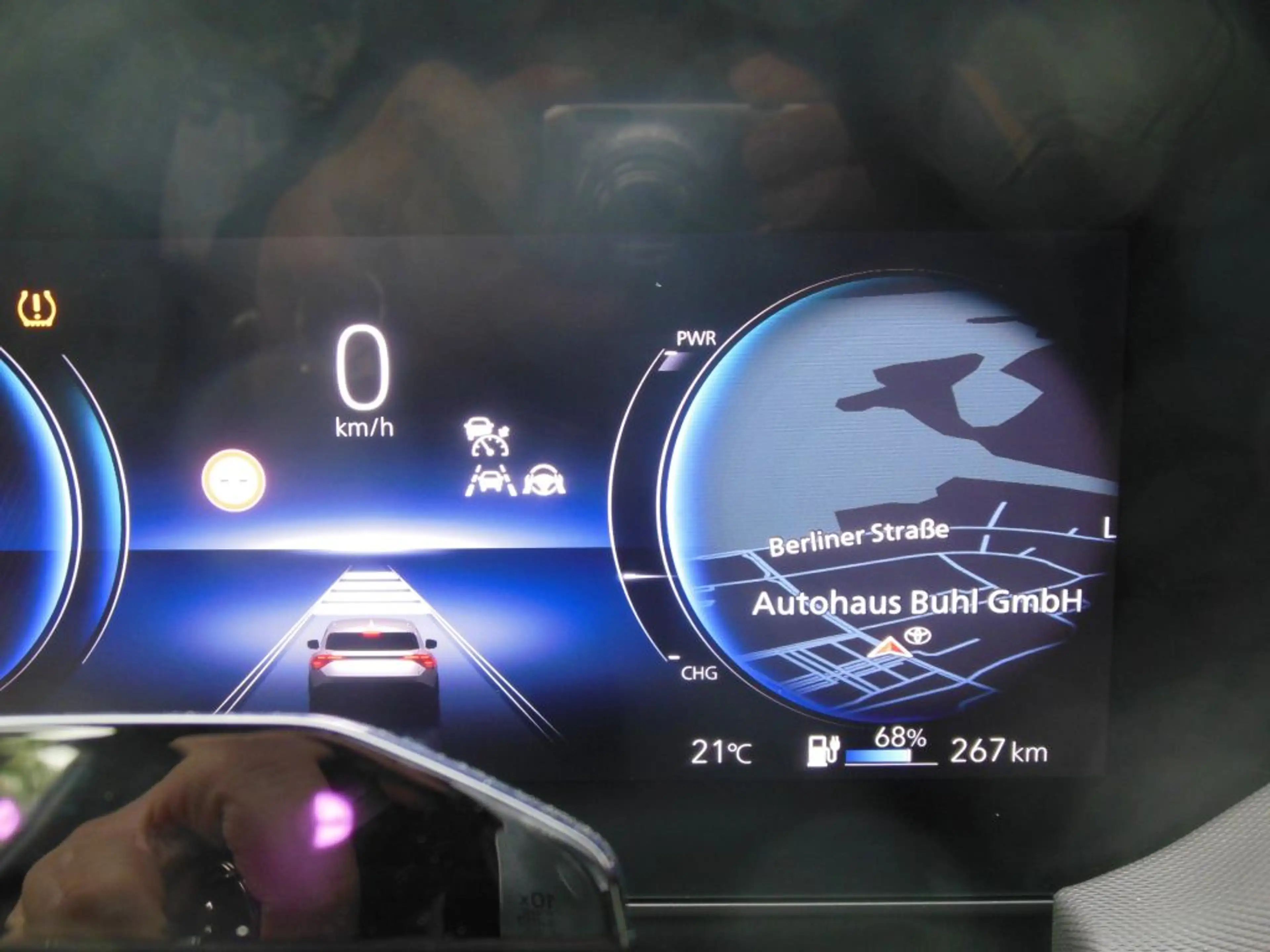 Toyota Urban Cruiser 61kWh Lounge  *förderfähig *sofort Verfügbar* — photo 10