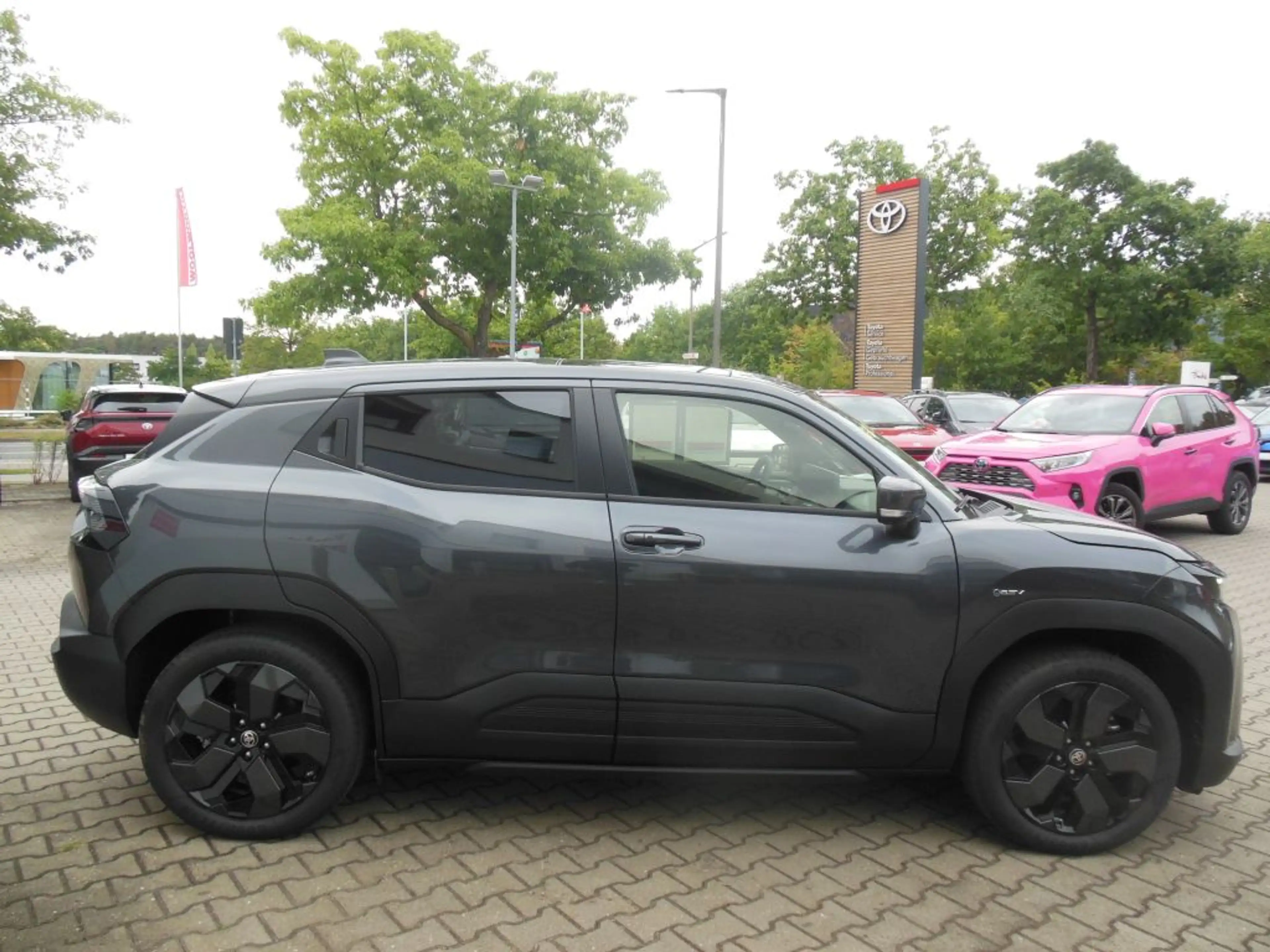 Toyota Urban Cruiser 61kWh Lounge  *förderfähig *sofort Verfügbar* — photo 5