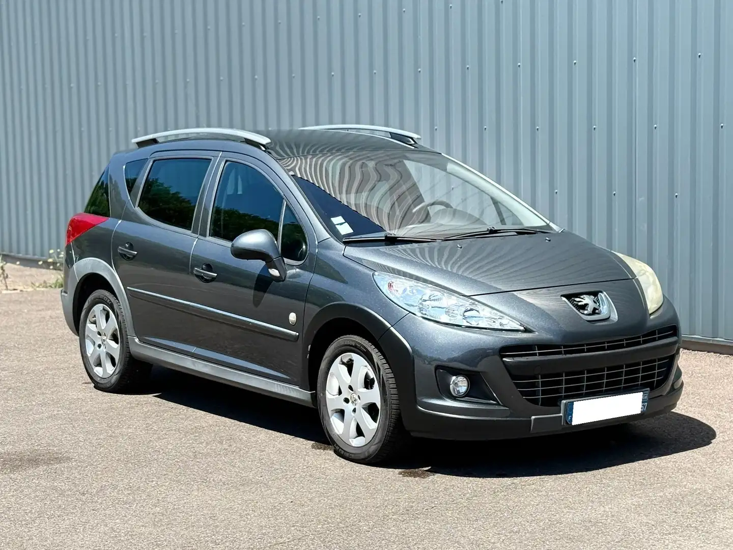 Peugeot 207 207 SW 1.6 HDi 112ch FAP Outdoor Gris - 1