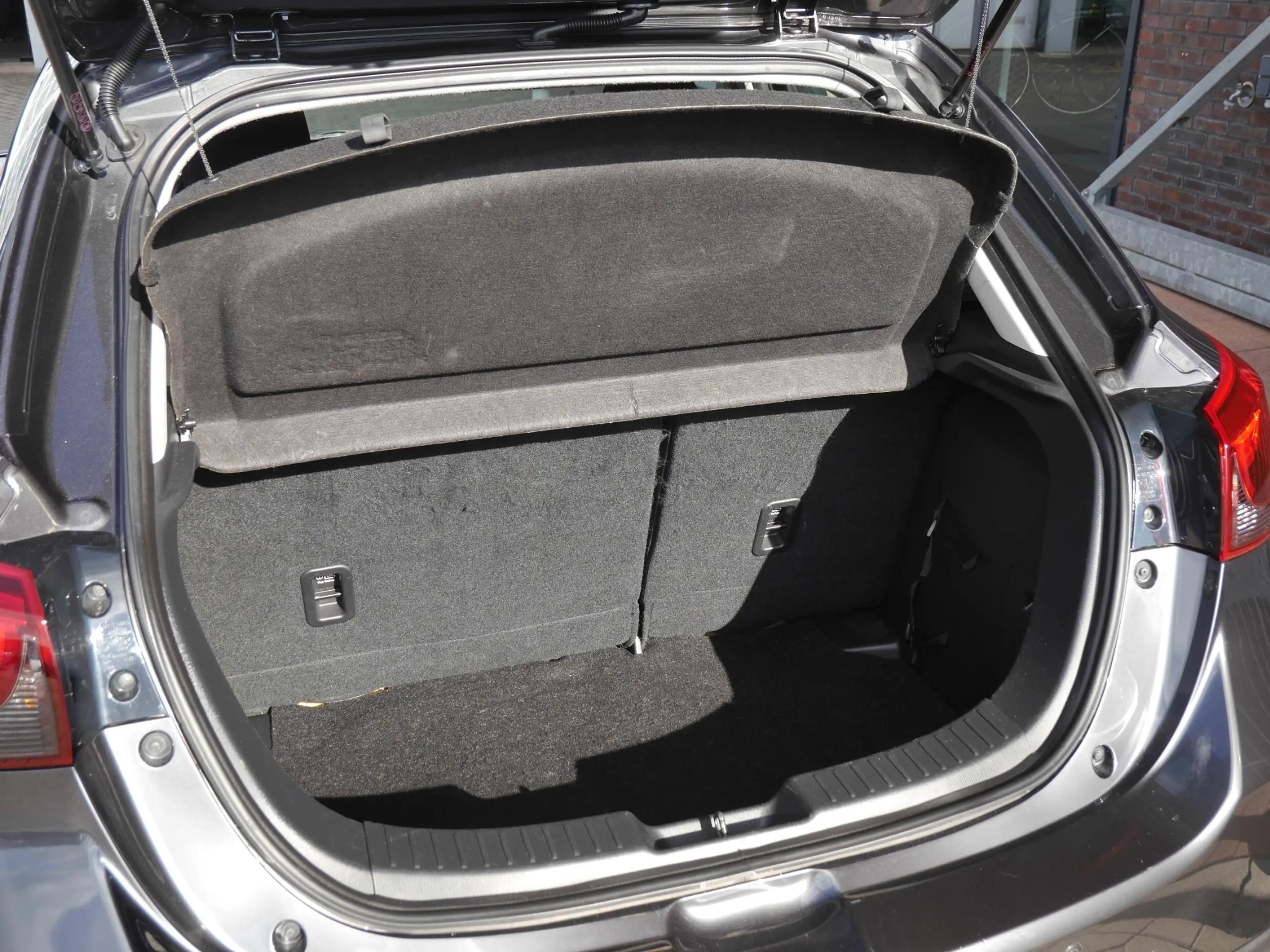Mazda 2 1.5 Skyactiv-G Dynamic+ | Cruise control | Trekhaa — photo 10
