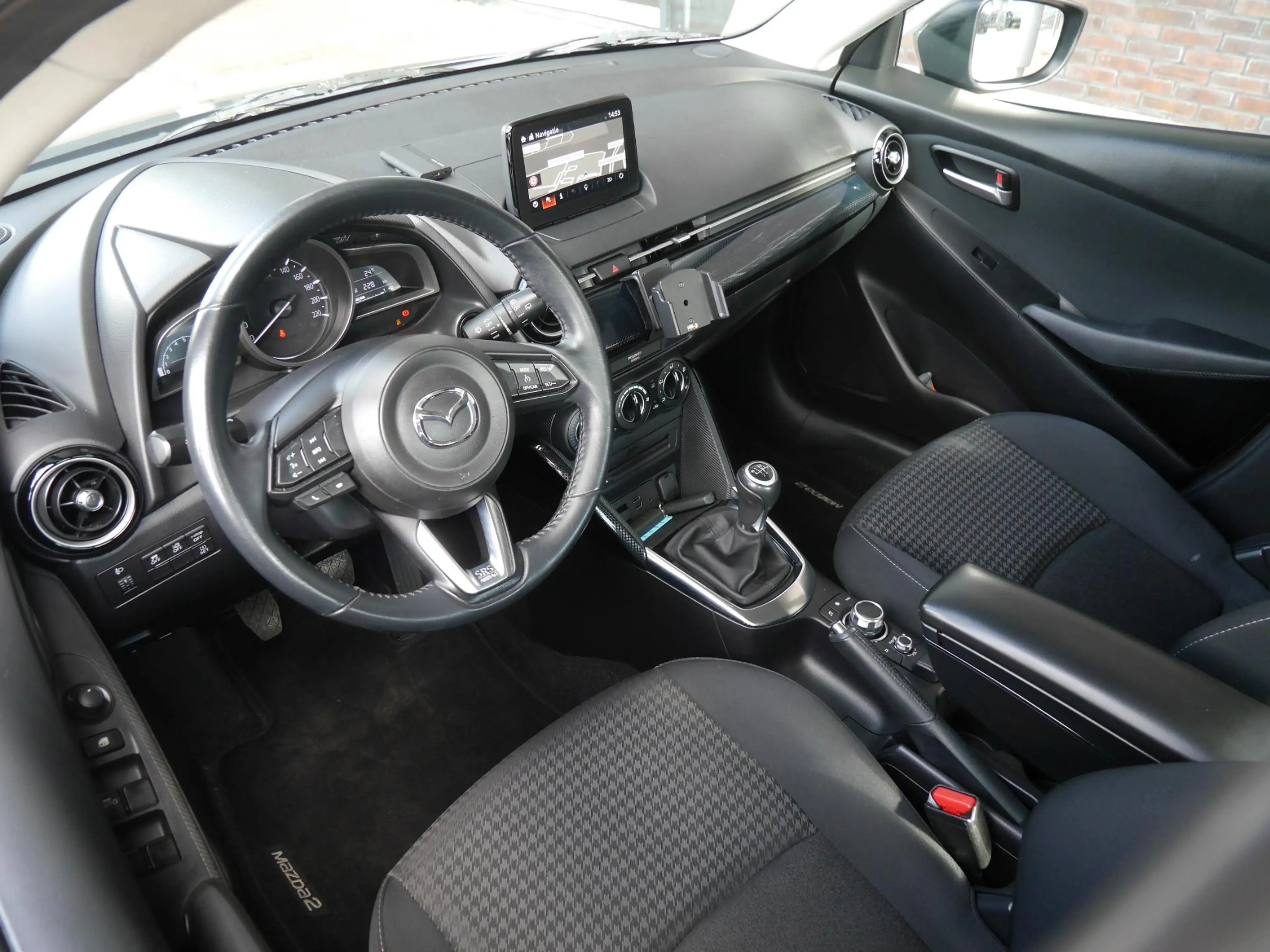 Mazda 2 1.5 Skyactiv-G Dynamic+ | Cruise control | Trekhaa — photo 13