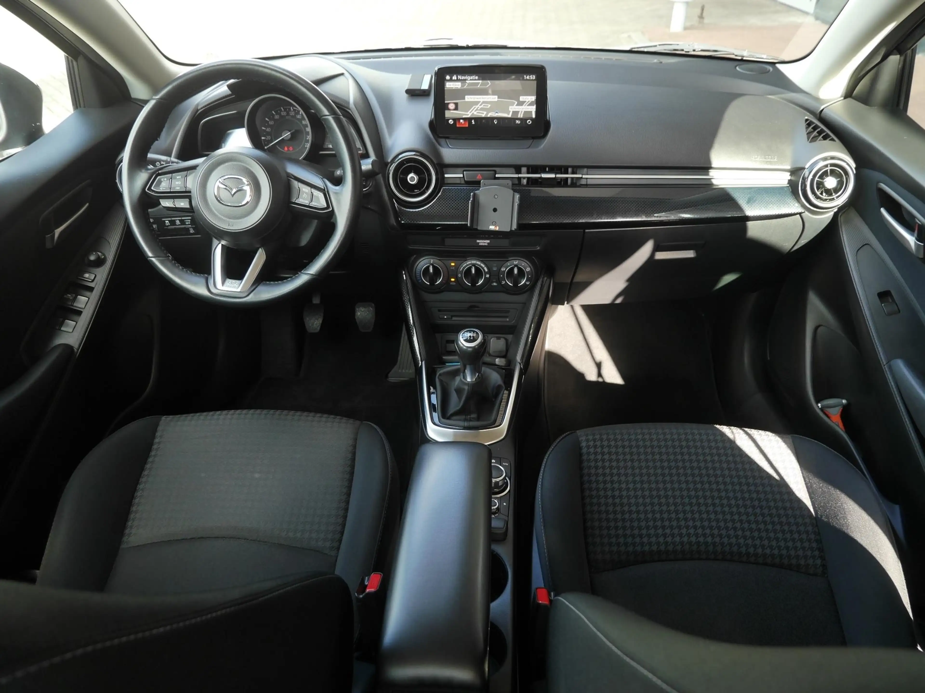 Mazda 2 1.5 Skyactiv-G Dynamic+ | Cruise control | Trekhaa — photo 7