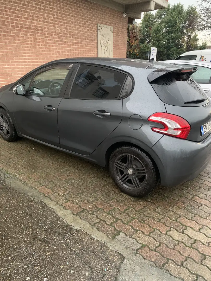 Peugeot 208 208 5p 1.4 hdi 8v Access Grigio - 2