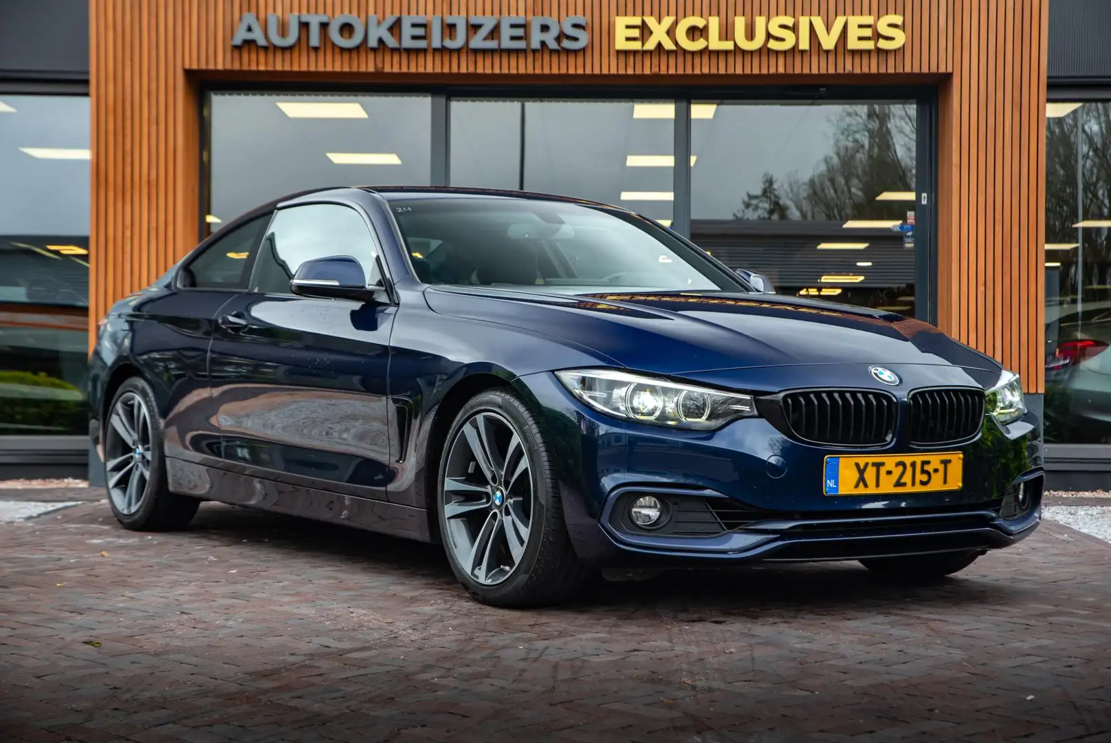 BMW 420 4-serie Coupé 420i Executive Edition Xenon Navigat Blauw - 1