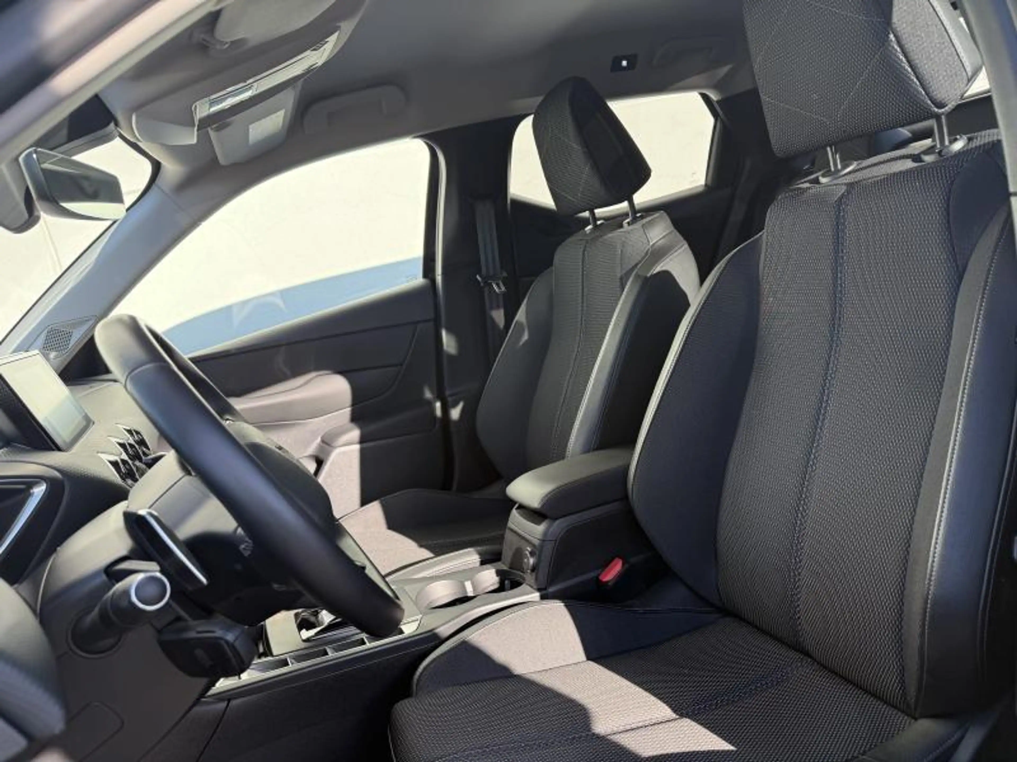 DS Automobiles DS 3 Crossback Performance Line 130 Auto — photo 10