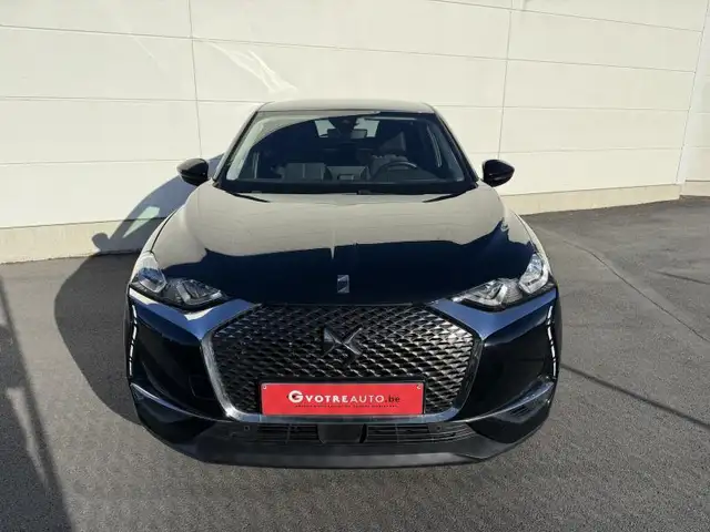 DS Automobiles DS 3 Crossback view 2