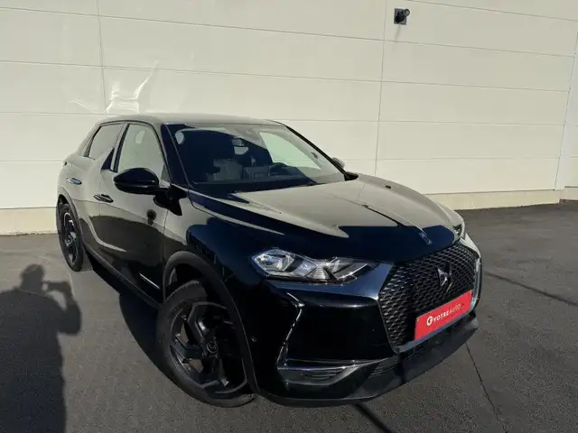 DS Automobiles DS 3 Crossback view 3