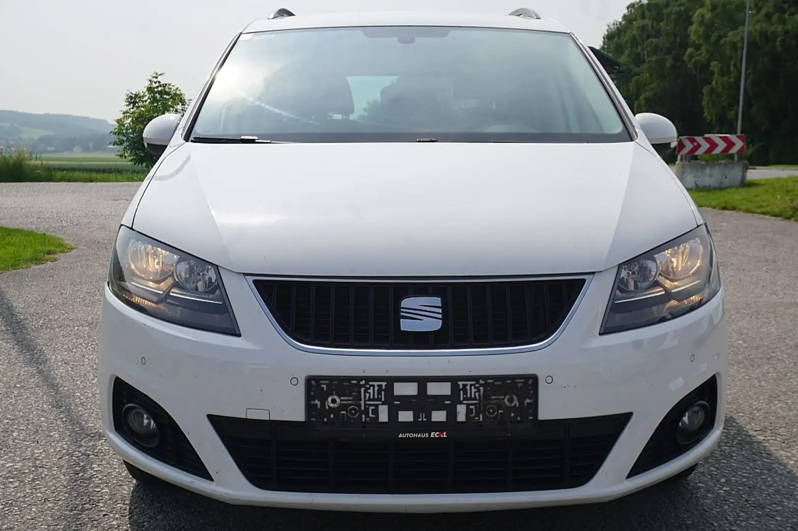 SEAT Alhambra Family 2,0 TDI CR DPF Weiß - 1