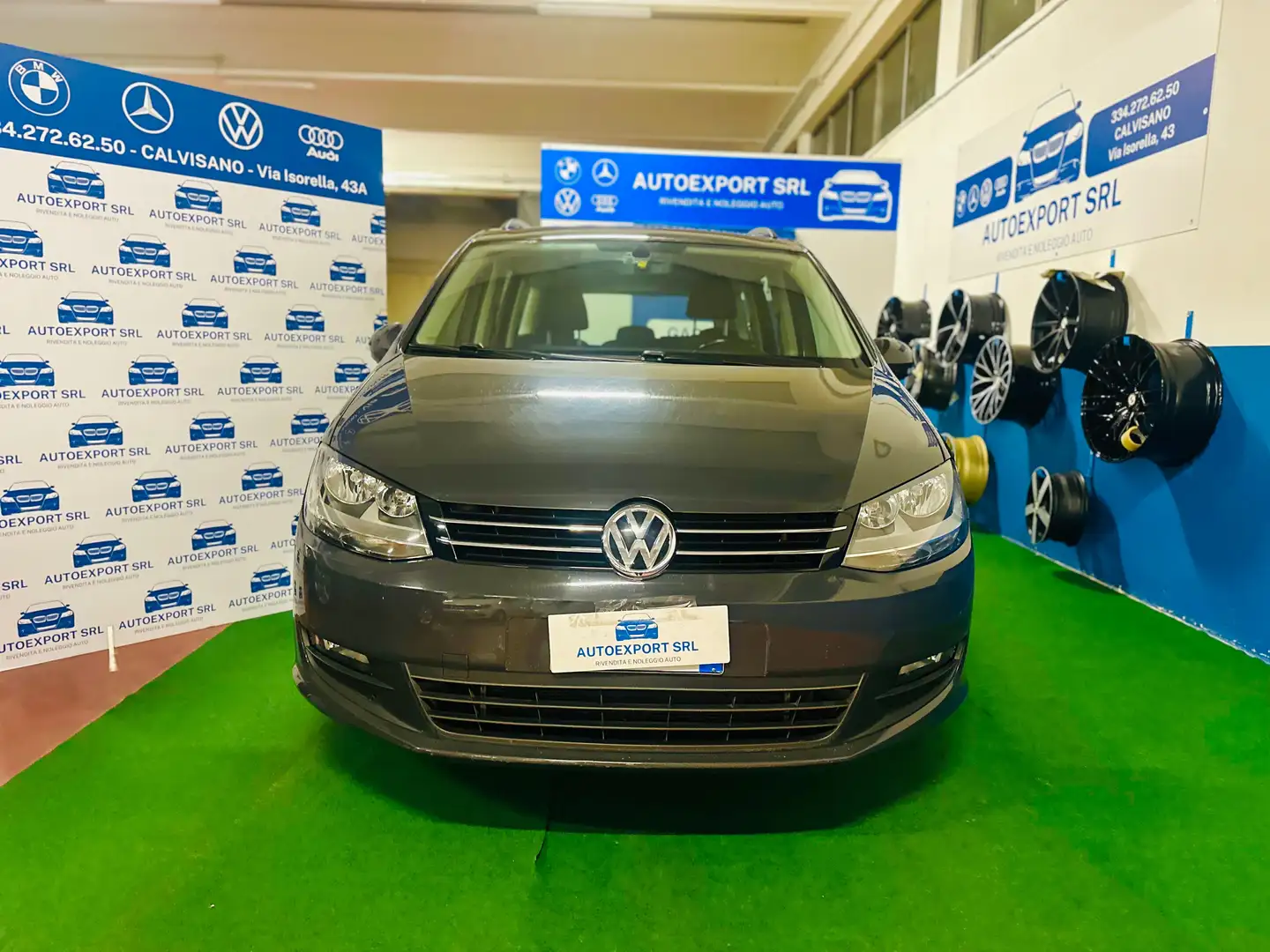 Volkswagen Sharan Sharan II 2016 2.0 tdi Executive/manuale/7posti Grau - 2